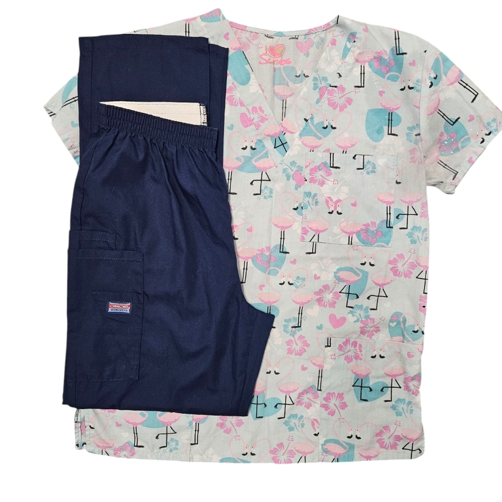 Flamingos scrub set